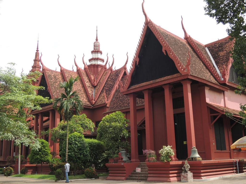 Golden Boat Guesthouse Phnom Penh Dış mekan fotoğraf