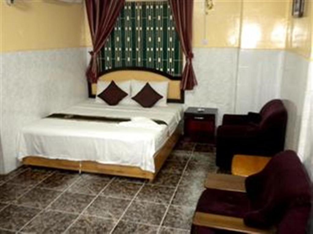Golden Boat Guesthouse Phnom Penh Oda fotoğraf