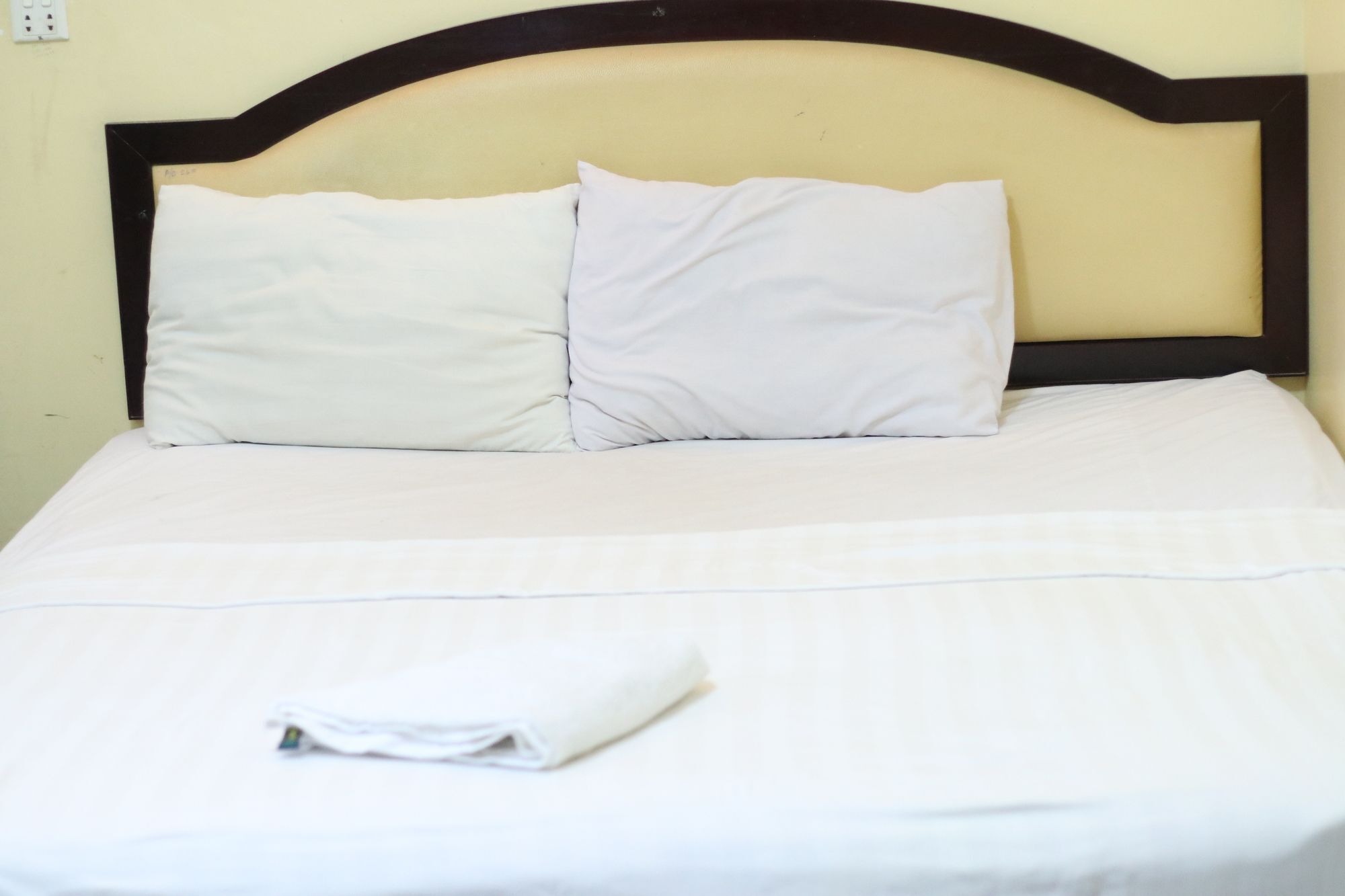 Golden Boat Guesthouse Phnom Penh Dış mekan fotoğraf